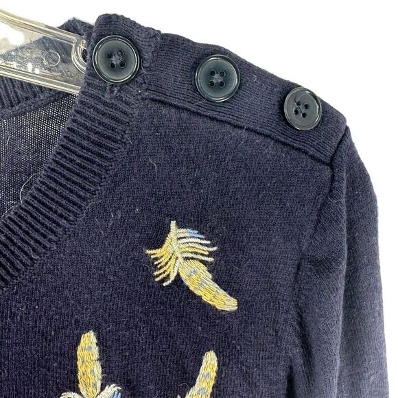 Talbots Sweater Size L Navy Blue Yellow Feather Embroidered Crew Neck Fun Preppy - Picture 2 of 7